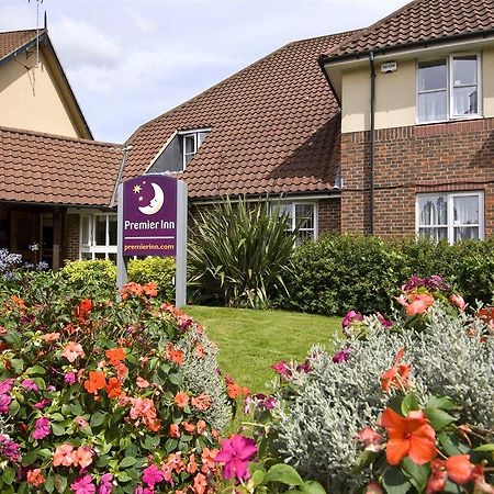 Premier Inn Bristol East Emersons Green Coalpit Heath Exterior photo