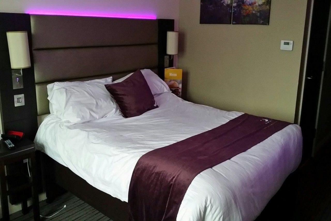Premier Inn Bristol East Emersons Green Coalpit Heath Exterior photo